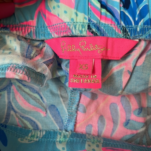 lilly pulitzer shorts - Picture 4 of 4
